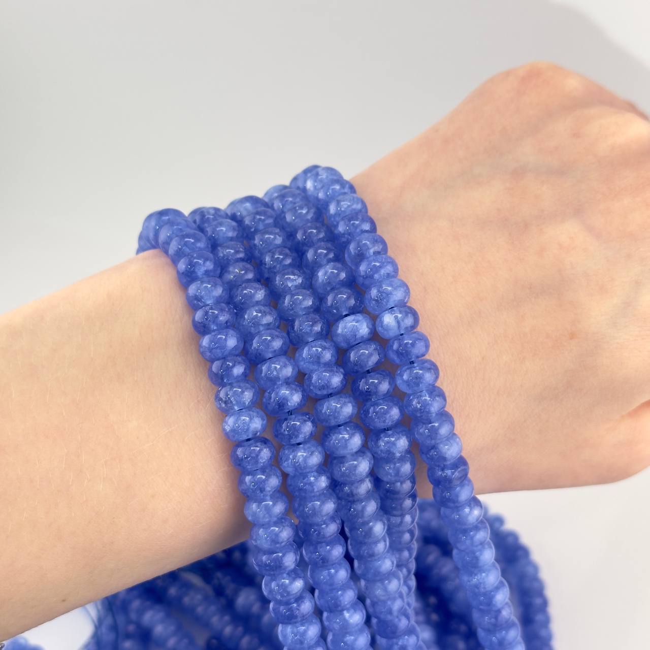 Бусины Халцедон размер 8*4мм натуральный камень